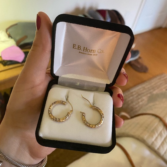 Gold & silver beautiful hoop earrings - Picture 2 of 7